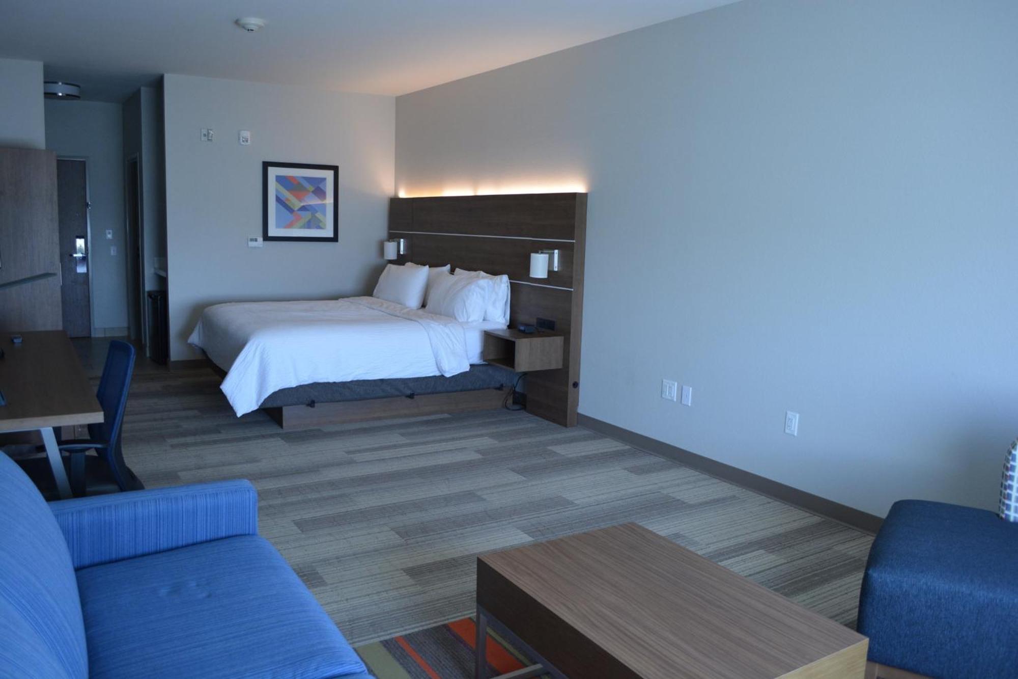 Holiday Inn Express & Suites Liberal Kültér fotó