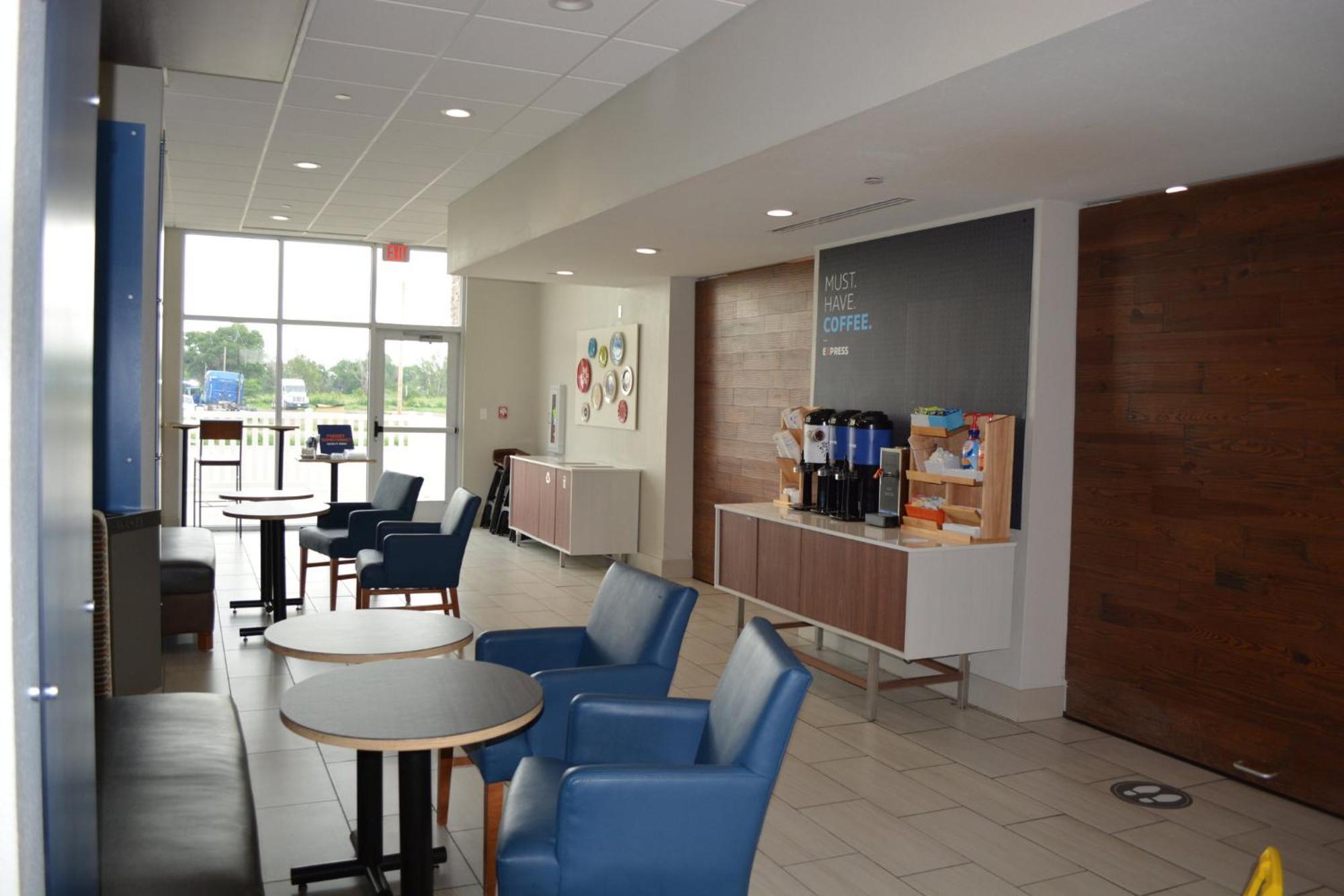 Holiday Inn Express & Suites Liberal Kültér fotó