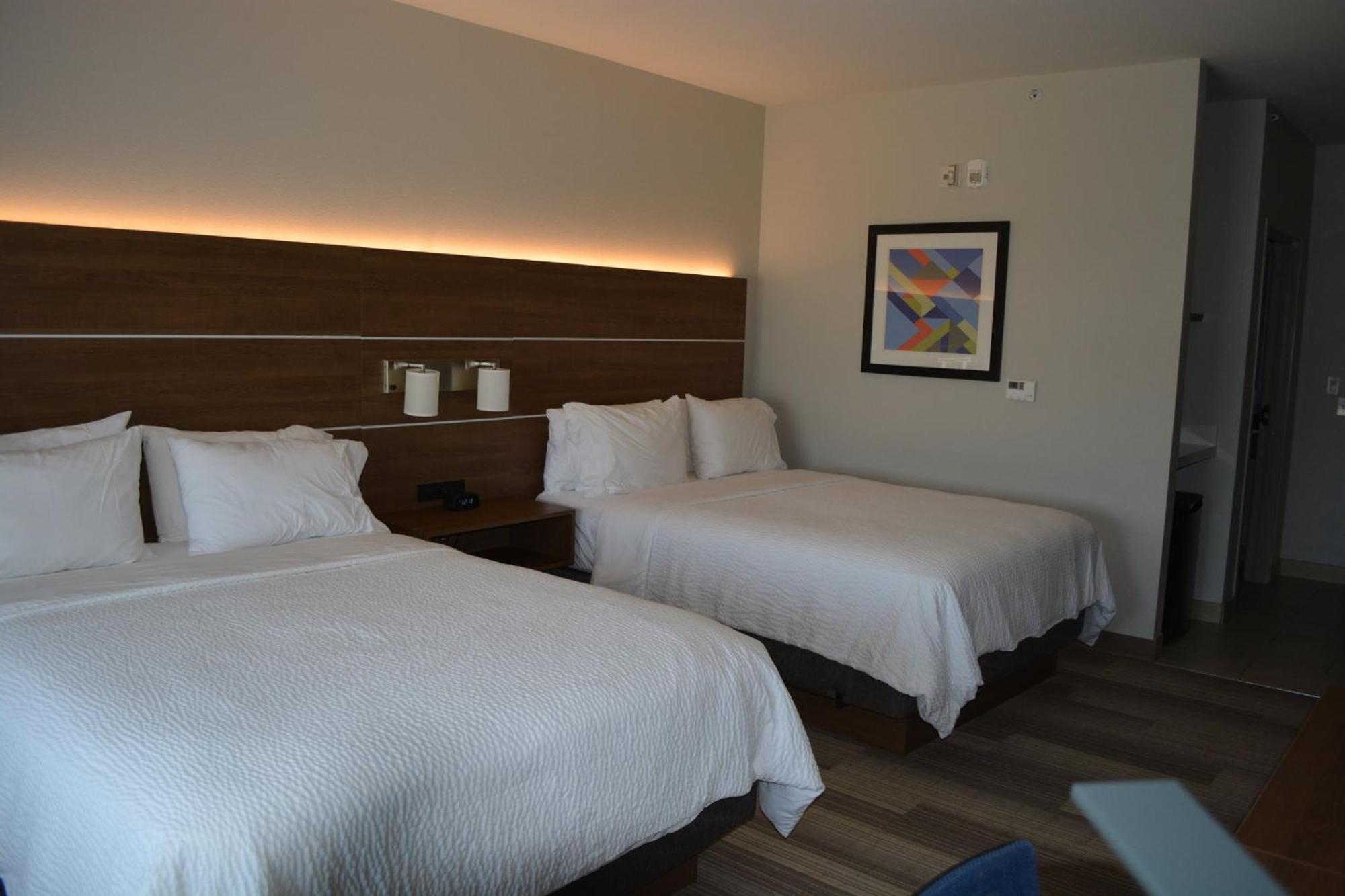 Holiday Inn Express & Suites Liberal Kültér fotó