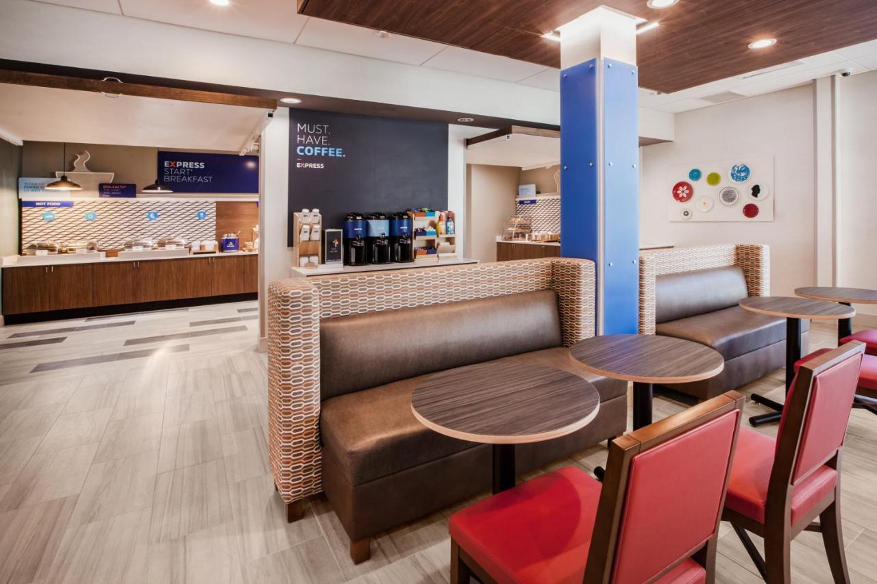 Holiday Inn Express & Suites Liberal Kültér fotó